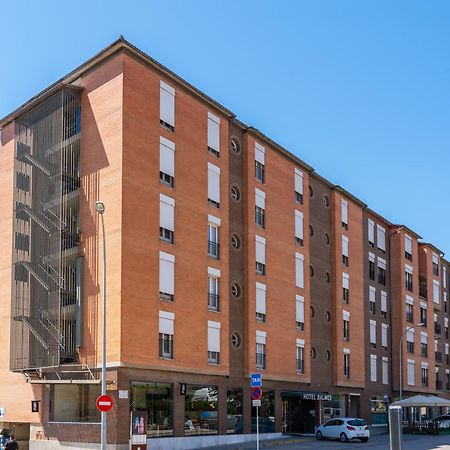 Hotel J. Balmes Вик Екстериор снимка